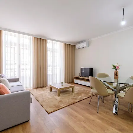 Maria De Lurdes * Guimarães