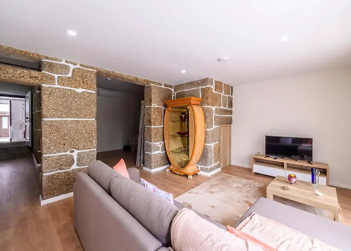 Maria De Lurdes * Guimarães